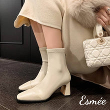 將圖片載入圖庫檢視器 Ivory-Leather-High-Heel-Ankle-Boots-with-7-cm-Thin-Block-Heels-model-shots