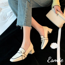 將圖片載入圖庫檢視器 Ivory-Leather-High-Heel-Loafers-with-Artful-Knots-model-shots