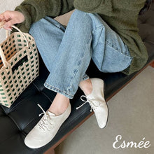 將圖片載入圖庫檢視器 Ivory-Leather-Oxford-Shoes-with-2.5-cm-Invisible-Increased-Height-model-shots