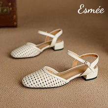 將圖片載入圖庫檢視器 Ivory-Leather-Sandals-with-Hole-Design-product-shots