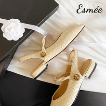 將圖片載入圖庫檢視器 Ivory-Pattered-Leather-Slingback-with-Twisted-Straps-product-shots