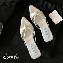 將圖片載入圖庫檢視器 Ivory-Silk-High-Heel-Mules-with-Pearl-Design-product-shots
