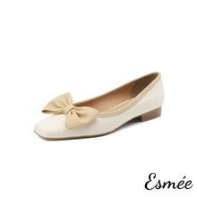 將圖片載入圖庫檢視器 Khaki-Dual-Flats-with-Bow-Knot-Design-product-shots-white-background