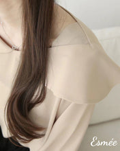 將圖片載入圖庫檢視器 Khaki-Korean-Chiffon-Blouse-with-Scalloped-Lapel-model-shots-4