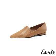將圖片載入圖庫檢視器 Khaki-Leather-Pointy-Toe-Loafers-with-Horsehair-Design-product-shots-white-background