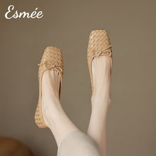 將圖片載入圖庫檢視器 Khaki-Leather-Squared-Toe-Flats-with-Woven-Design-model-shots