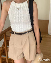 將圖片載入圖庫檢視器 Khaki-Linen-Shorts-with-Belt-model-shots