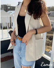將圖片載入圖庫檢視器 Khaki-Linen-Waistcoat-with-Pocket-model-shots-2