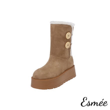 將圖片載入圖庫檢視器 Khaki-Suede-Snow-Boots-with-Sheep-Hair-Design-product-shots-white-background