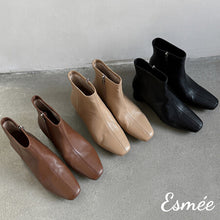 將圖片載入圖庫檢視器 Leather-Ankle-Boots-with-Cylinder-Heels-product-shots