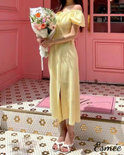 將圖片載入圖庫檢視器 Pale-Yellow-Cotton-One-Piece-with-Puffed-Sleeves-and-Bow-Knot-model-shots-1