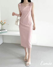 將圖片載入圖庫檢視器 Pink-Korean-Cotton-One-Piece-with-Wide-Bow-Knot-Straps-model-shots