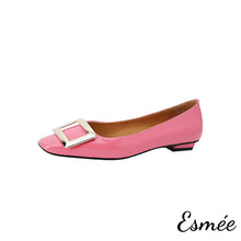 將圖片載入圖庫檢視器 Pink-Patent-Leather-Flats-with-Metal-Buckle-product-shots-white-background