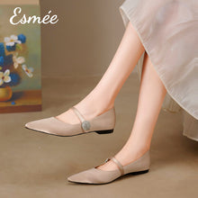 將圖片載入圖庫檢視器 Pink-Silk-Mary-Janes-with-Diamond-Button-model-shots