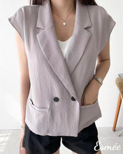 將圖片載入圖庫檢視器 Purple-Grey-Korean-Cotton-One-Button-Waistcoat-with-pockets-model-shots