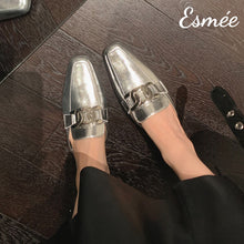將圖片載入圖庫檢視器 Silver-Leather-Mules-with-Metal-Buckle-model-shots