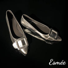 將圖片載入圖庫檢視器 Silver-Leather-Pointed-Toe-Flats-with-3-cmInvisible-Increased-Height-Design-product-shots