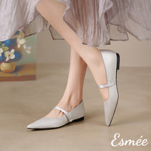 將圖片載入圖庫檢視器 Silver-Silk-Mary-Janes-with-Diamond-Button-model-shots