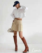 將圖片載入圖庫檢視器 White-Korean-Cotton-Cropped-Shirt-model-shots-2
