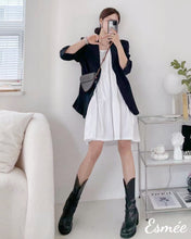 將圖片載入圖庫檢視器 White-Korean-Cotton-One-Piece-Dress-with-Sleeveless-Design-model-shots