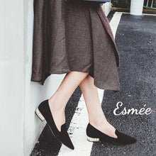 Load image into Gallery viewer, Black-pointed-toe-suede-loafers-pearl-series-model-shots