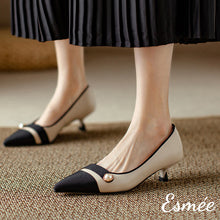 將圖片載入圖庫檢視器 Beige-Leather-High-Heels-with-Pearl-Design-and-Black-Toe-Cap-model-shots