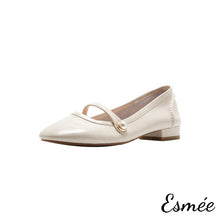 將圖片載入圖庫檢視器 Beige-Leather-Mary-Janes-with-Pearl-Button-product-shots-white-background