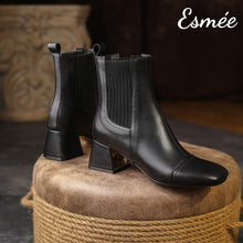 將圖片載入圖庫檢視器 Black-Leather-Fabrics-Chelsea-Boots-with-Block-Heels-product-shots