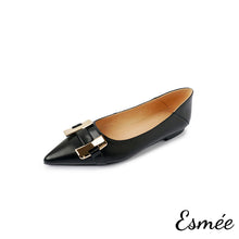 將圖片載入圖庫檢視器 Black-Leather-Flats-with-H-Metal-Buckle-product-shots-white-background