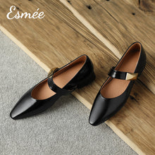 將圖片載入圖庫檢視器 Black-Leather-Maryjanes-with-Metal-Buckle-Design-product-shots