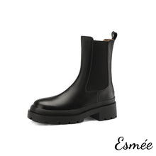 將圖片載入圖庫檢視器 Black-Leather-Mid-Chelsea-Boots-product-shots-whte-background