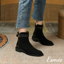 將圖片載入圖庫檢視器 Black-Leather-Suede-Ankle-Boots-with-Metal-Buckle-Straps-model-shots