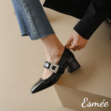 將圖片載入圖庫檢視器 Black-Patent-Leather-High-Heel-Maryjane-with-Diamond-Buckle-model-shots