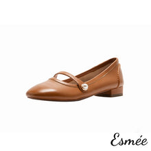 將圖片載入圖庫檢視器 Brown-Leather-Mary-Janes-with-Pearl-Button-product-shots-white-background