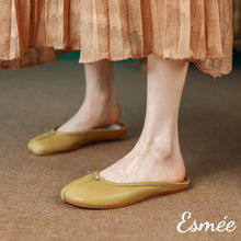 將圖片載入圖庫檢視器 Khaki-Leather-Cloven-Mules-model-shots