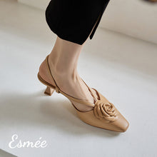 將圖片載入圖庫檢視器 Khaki-Leather-High-Heel-Slingback-with-Rosebud-Design-model-shots
