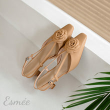 將圖片載入圖庫檢視器 Khaki-Leather-High-Heel-Slingback-with-Rosebud-Design-product-shots