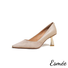 將圖片載入圖庫檢視器 Khaki-Leather-Suede-High-Heels-product-shots-white-background