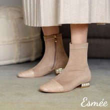 將圖片載入圖庫檢視器 Khaki-Suede-Ankle-Boots-with-Pearl-Heels-and-Alligator-Toe-Cap-model-shots