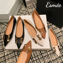 將圖片載入圖庫檢視器 Leather-Flats-with-H-Metal-Buckle-product-shots