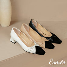 將圖片載入圖庫檢視器 Leather-High-Heel-with-Special-Deisng-and-Black-Toe-Cap-product-shots