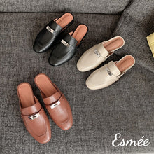 將圖片載入圖庫檢視器 Leather-Mules-with-Silver-plated-Metal-product-shots