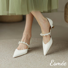將圖片載入圖庫檢視器 White-Patent-Leather-High-Heels-with-Pearl-Design-Straps-model-shots