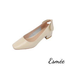 將圖片載入圖庫檢視器 Beige-Leather-High-Heels-with-Bow-Knot-Design-product-shots-white-background
