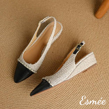 將圖片載入圖庫檢視器 Beige-Tweed-Fabrics-Sandals-with-Black-Toe-Cap-and-Chain-Design-product-shots
