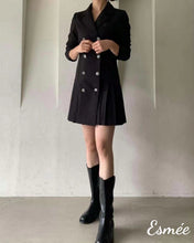 將圖片載入圖庫檢視器 Black-Korean-Cotton-Blazer-Dress-with-Pleaded-Design-model-shots
