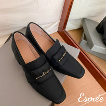 將圖片載入圖庫檢視器 Black-Lambskin-Leather-High-Heel-Loafers-with-Leather-Ornaments-product-shots
