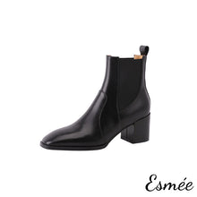 將圖片載入圖庫檢視器 Black-Leather-Chelsea-High-Heel-Ankle-Boots-product-shots-white-background
