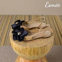 Load image into Gallery viewer, Black-Leather-Flat-Sandals-with-Big-Flower-Design-product-shots
