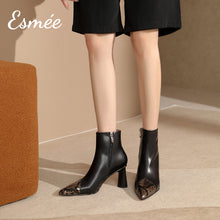 將圖片載入圖庫檢視器 Black-Leather-High-Heel-Ankle-Boots-with-Snake-Leather-Toe-Cap-model-shots
